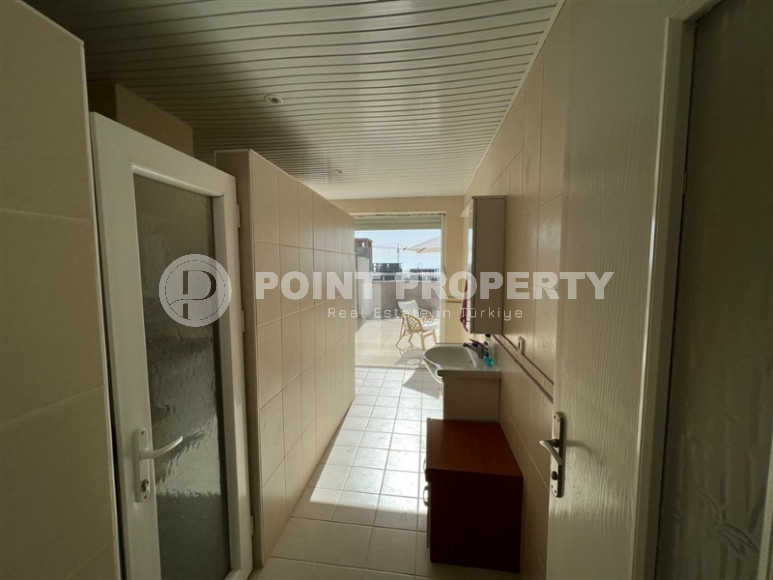 Spacious apartment with mountain and sea views in Mahmutlar 210 sq.m.-id-1273-photo-12