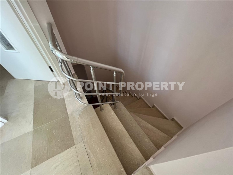 Spacious apartment with mountain and sea views in Mahmutlar 210 sq.m.-id-1273-photo-13