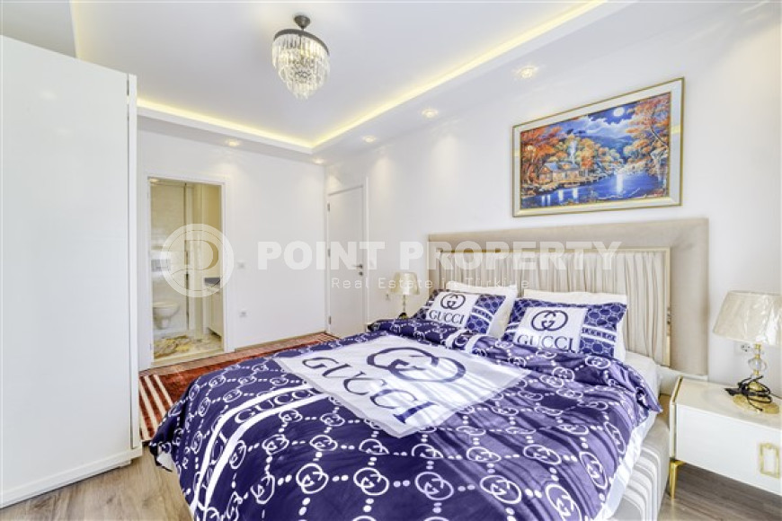 Luxurious three-room apartment 115 m² with furniture and a large balcony, Mahmutlar, Alanya-id-3093-photo-10