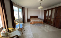 Spacious apartment with mountain and sea views in Mahmutlar 210 sq.m.-id-1273-photo-19