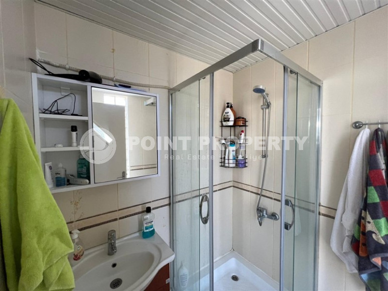 Spacious apartment with mountain and sea views in Mahmutlar 210 sq.m.-id-1273-photo-28