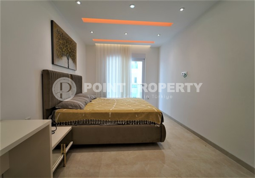 Luxurious apartment 130 m² in a new residence with a shopping complex, Mahmutlar, Alanya-id-3099-photo-4