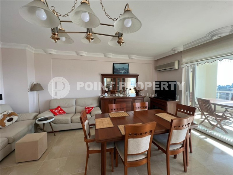Spacious apartment with mountain and sea views in Mahmutlar 210 sq.m.-id-1273-photo-30