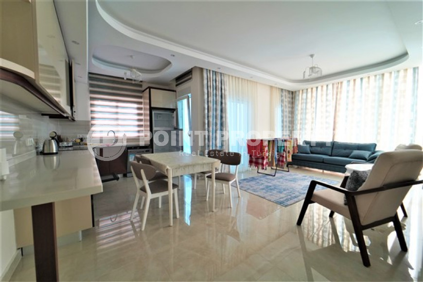 Spacious three-room apartment 125 m² in a complex with excellent infrastructure, Mahmutlar, Alanya-id-3100-photo-3