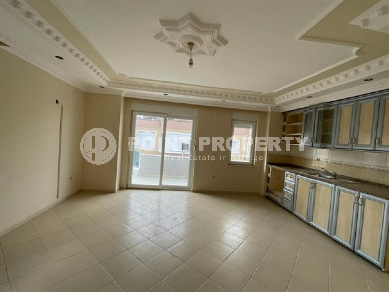 Three-room inexpensive apartment in light colors, unfurnished, Mahmutlar, Alanya-id-3104-photo-6