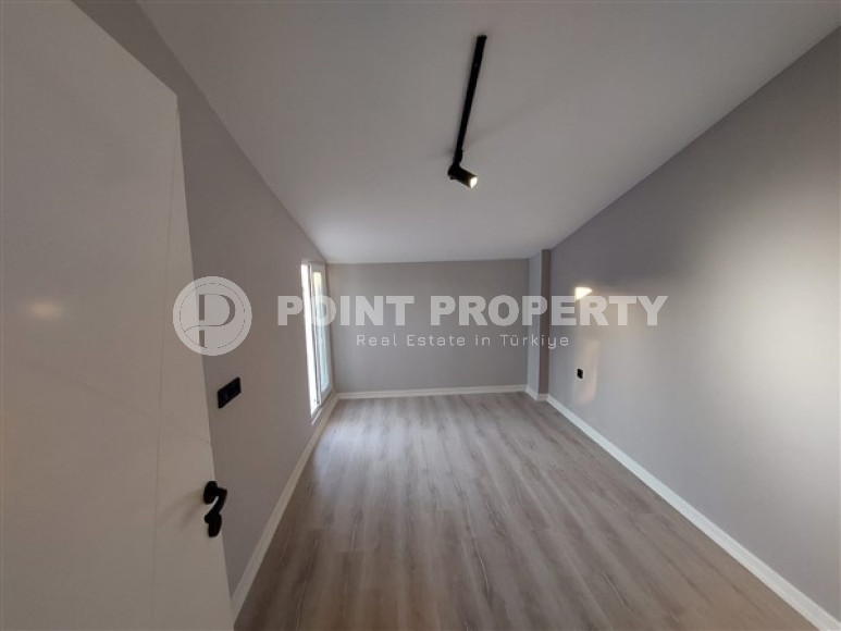 Spacious duplex apartment 310 m2 in Cikcilli area, Alanya-id-3106-photo-10