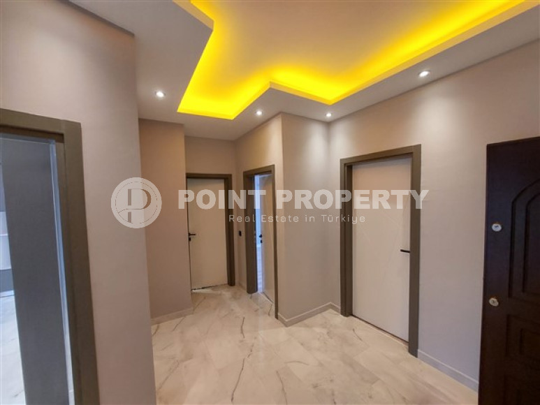 Spacious duplex apartment 310 m2 in Cikcilli area, Alanya-id-3106-photo-14