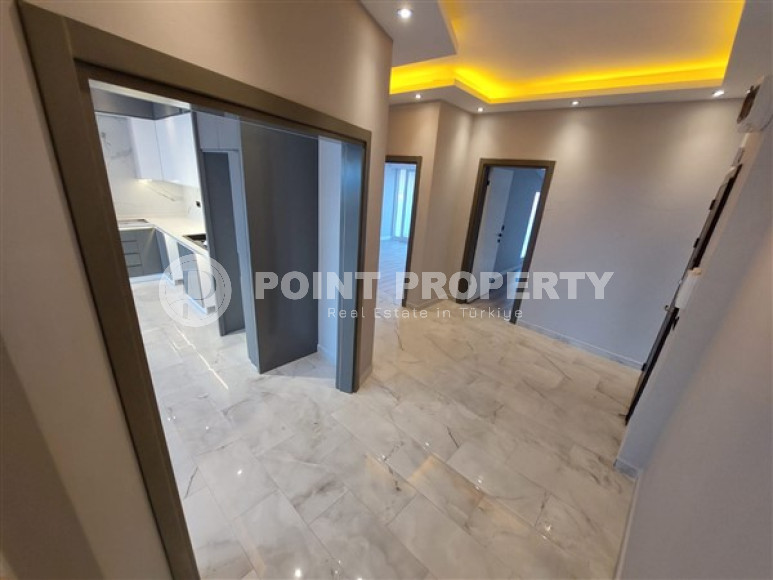 Spacious duplex apartment 310 m2 in Cikcilli area, Alanya-id-3106-photo-17