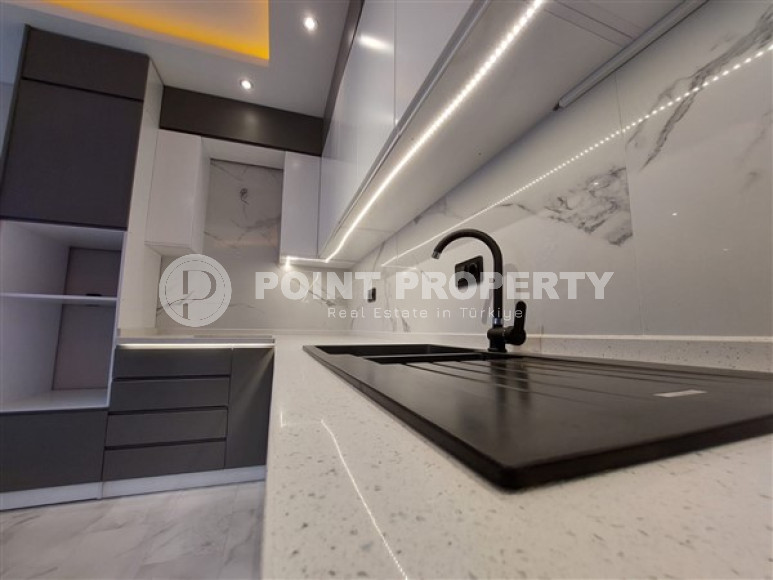 Spacious duplex apartment 310 m2 in Cikcilli area, Alanya-id-3106-photo-32