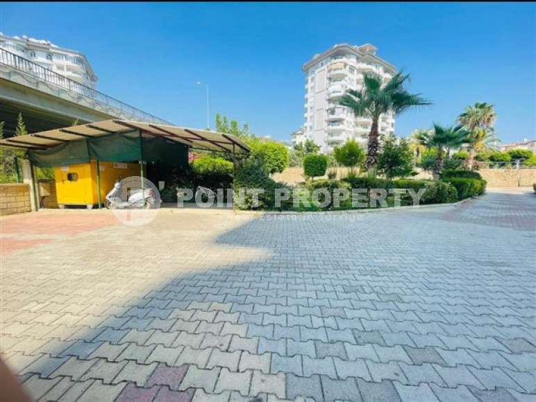 Spacious duplex apartment 310 m2 in Cikcilli area, Alanya-id-3106-photo-37