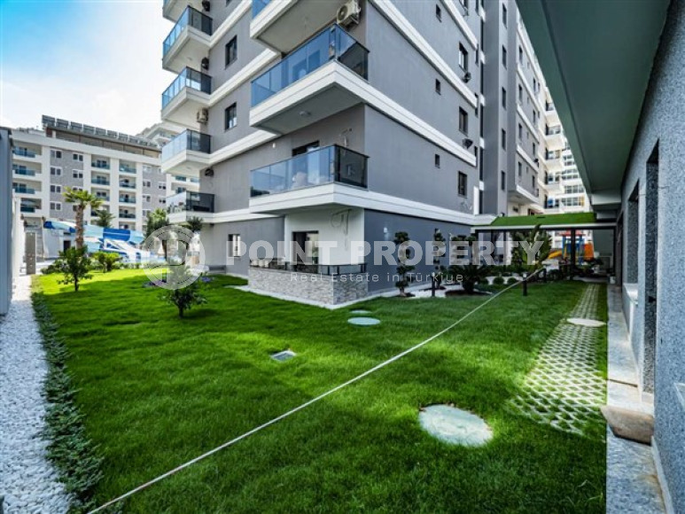 Ready-to-move apartment 61 m2, 650 meters from the sea in a complex with infrastructure, Mahmutlar, Alanya-id-3109-photo-6