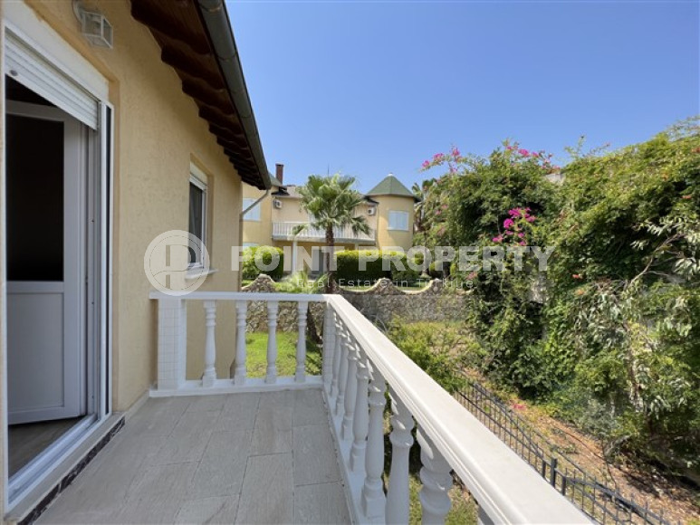 Luxurious two-level villa 3+1 on a plot of 618 m², Konakli, Alanya-id-3110-photo-15