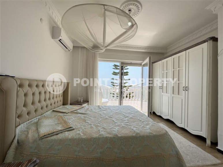 Luxurious two-level villa 3+1 on a plot of 618 m², Konakli, Alanya-id-3110-photo-17