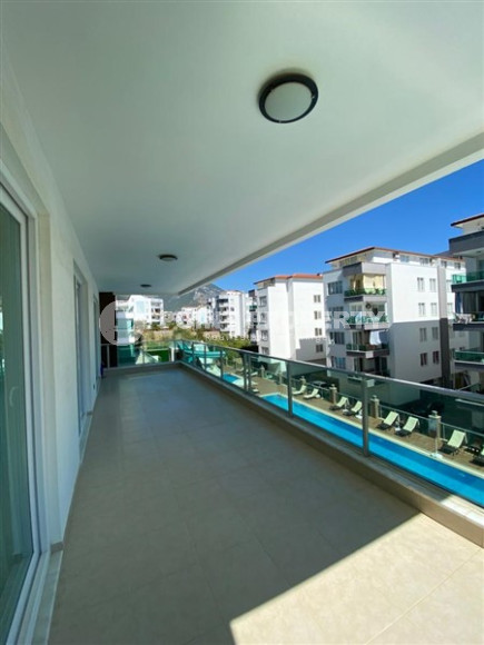 Трёхкомнатная квартира средней площади в одном из самых красивых комплексов района Тосмур, Аланья-id-3111-фото-12