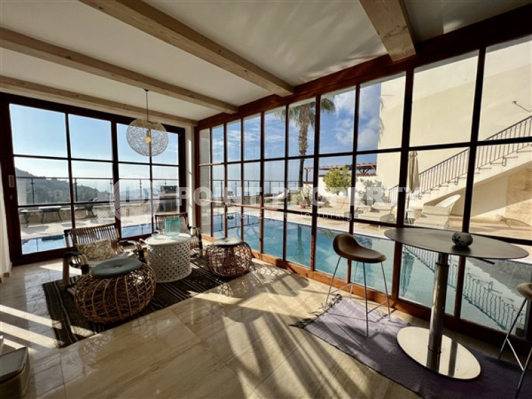 Сказочная трёхэтажная вилла 390 м² с обстановкой в европейском стиле и венецианскими окнами, Бекташ, Аланья-id-3120-фото-1