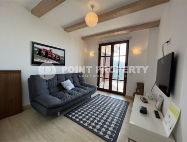 Сказочная трёхэтажная вилла 390 м² с обстановкой в европейском стиле и венецианскими окнами, Бекташ, Аланья-id-3120-фото-2