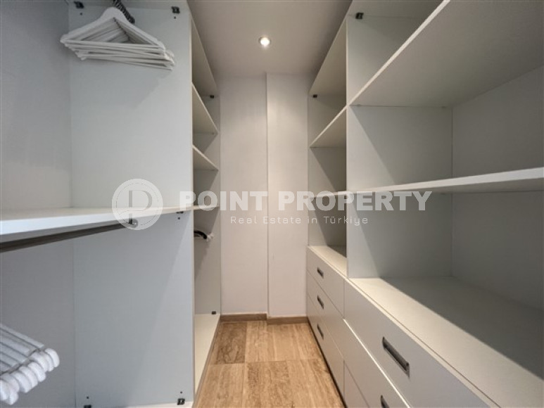 Сказочная трёхэтажная вилла 390 м² с обстановкой в европейском стиле и венецианскими окнами, Бекташ, Аланья-id-3120-фото-5