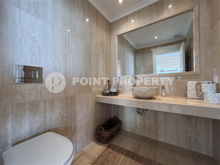 Сказочная трёхэтажная вилла 390 м² с обстановкой в европейском стиле и венецианскими окнами, Бекташ, Аланья-id-3120-фото-9