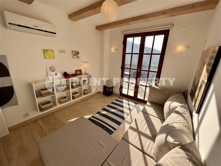 Сказочная трёхэтажная вилла 390 м² с обстановкой в европейском стиле и венецианскими окнами, Бекташ, Аланья-id-3120-фото-12