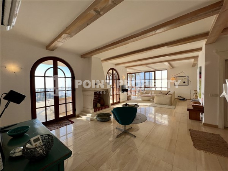 Сказочная трёхэтажная вилла 390 м² с обстановкой в европейском стиле и венецианскими окнами, Бекташ, Аланья-id-3120-фото-26