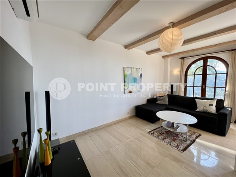 Сказочная трёхэтажная вилла 390 м² с обстановкой в европейском стиле и венецианскими окнами, Бекташ, Аланья-id-3120-фото-32