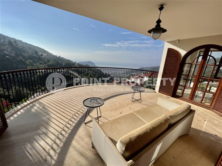 Сказочная трёхэтажная вилла 390 м² с обстановкой в европейском стиле и венецианскими окнами, Бекташ, Аланья-id-3120-фото-43