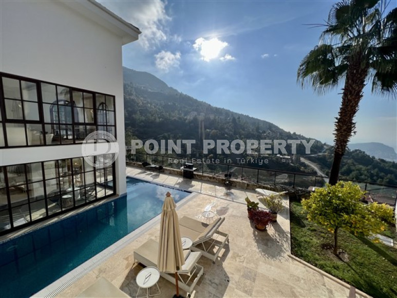 Сказочная трёхэтажная вилла 390 м² с обстановкой в европейском стиле и венецианскими окнами, Бекташ, Аланья-id-3120-фото-47