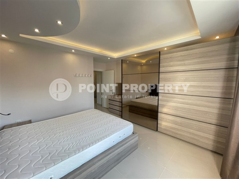 Огромный шестикомнатный дуплекс 5+1 с выходом на собственную террасу, Тосмур, Аланья-id-3130-фото-12