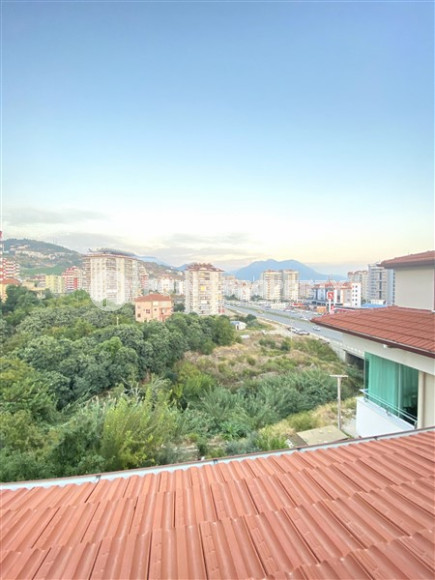 Огромный пентхаус 4+1, центр Аланьи, расположенный на пятом этаже и крыше-id-3131-фото-3