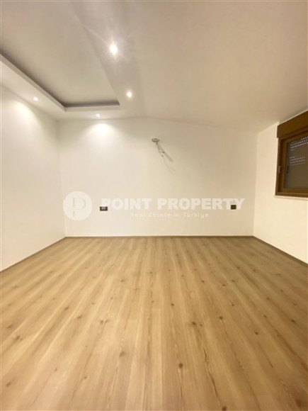 Огромный пентхаус 4+1, центр Аланьи, расположенный на пятом этаже и крыше-id-3131-фото-5