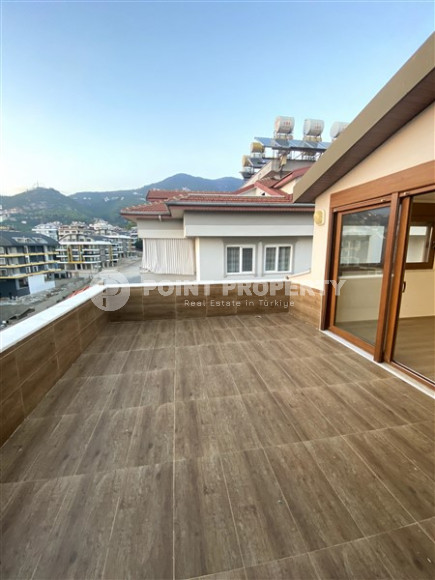 Огромный пентхаус 4+1, центр Аланьи, расположенный на пятом этаже и крыше-id-3131-фото-10