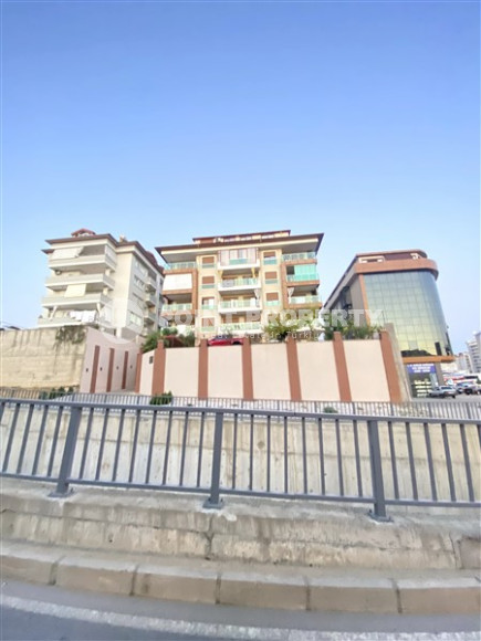 Огромный пентхаус 4+1, центр Аланьи, расположенный на пятом этаже и крыше-id-3131-фото-36