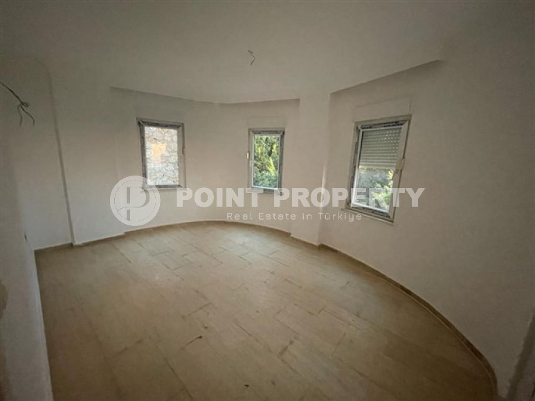 Дуплексная вилла в турецком стиле с площадью 225 м2, центр Аланьи, Тепе-id-3132-фото-4