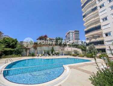 Ideal 2+1 apartment in the popular Mahmutlar area, with an area of 135m2.-id-1277-photo-3