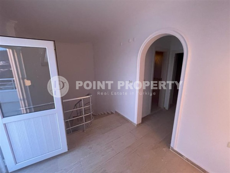 Дуплексная вилла в турецком стиле с площадью 225 м2, центр Аланьи, Тепе-id-3132-фото-16