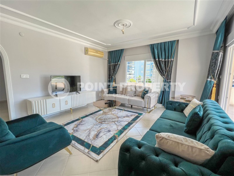 Ideal 2+1 apartment in the popular Mahmutlar area, with an area of 135m2.-id-1277-photo-6