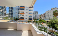 Ideal 2+1 apartment in the popular Mahmutlar area, with an area of 135m2.-id-1277-photo-10