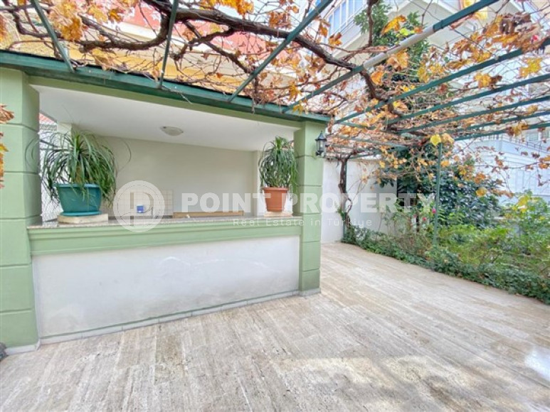 Вместительная двухуровневая квартира 220 м2, центр Аланьи, в 500 метрах от Средиземного моря-id-3136-фото-6