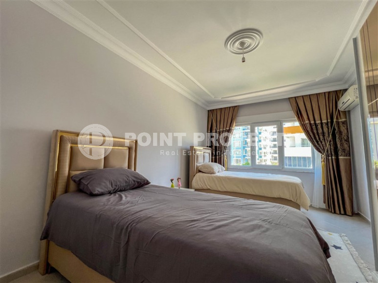 Ideal 2+1 apartment in the popular Mahmutlar area, with an area of 135m2.-id-1277-photo-13