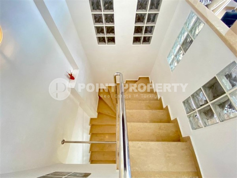 Вместительная двухуровневая квартира 220 м2, центр Аланьи, в 500 метрах от Средиземного моря-id-3136-фото-17