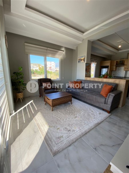 Меблированный дуплекс с двумя спальнями и выходом на террасу, Демирташ, Аланья-id-3139-фото-8