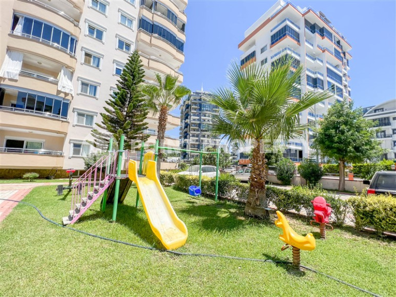 Ideal 2+1 apartment in the popular Mahmutlar area, with an area of 135m2.-id-1277-photo-24