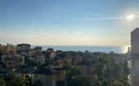 Three-storey villa with four bedrooms, a terrace and sea views, Kestel, Alanya-id-3141-photo-11