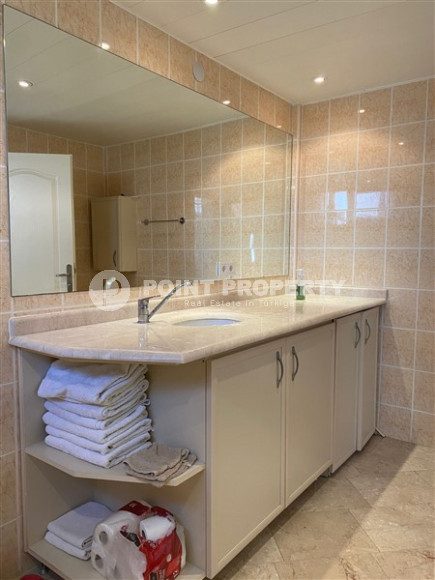 Three-storey villa with four bedrooms, a terrace and sea views, Kestel, Alanya-id-3141-photo-22