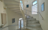 Three-storey villa with four bedrooms, a terrace and sea views, Kestel, Alanya-id-3141-photo-23