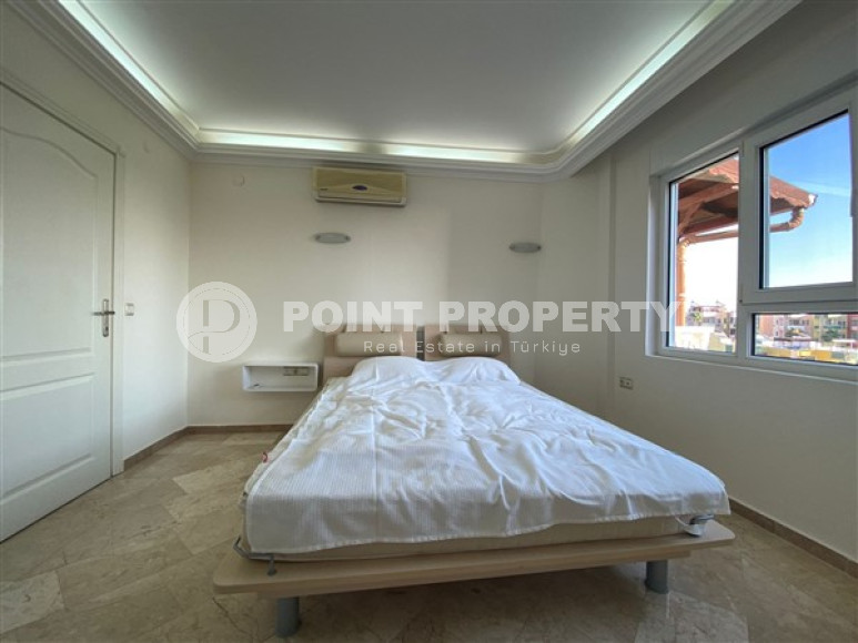 Three-storey villa with four bedrooms, a terrace and sea views, Kestel, Alanya-id-3141-photo-25