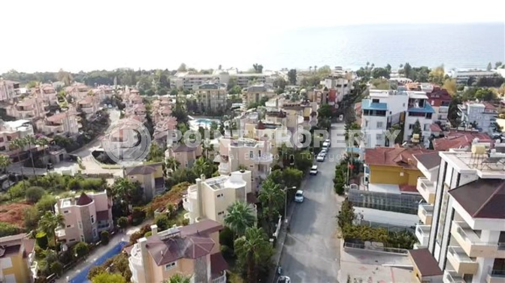 Three-storey villa with four bedrooms, a terrace and sea views, Kestel, Alanya-id-3141-photo-31