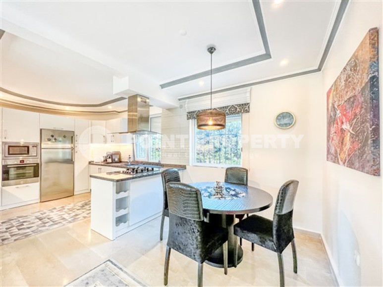 Элегантная вилла 3+1 с большим балконом и собственным участком 400 м², Каргыджак, Аланья-id-3142-фото-6