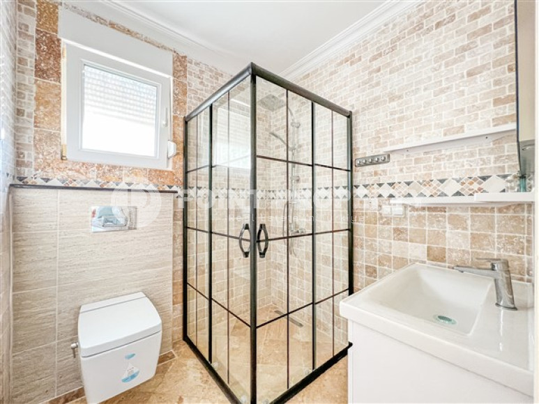 Элегантная вилла 3+1 с большим балконом и собственным участком 400 м², Каргыджак, Аланья-id-3142-фото-9