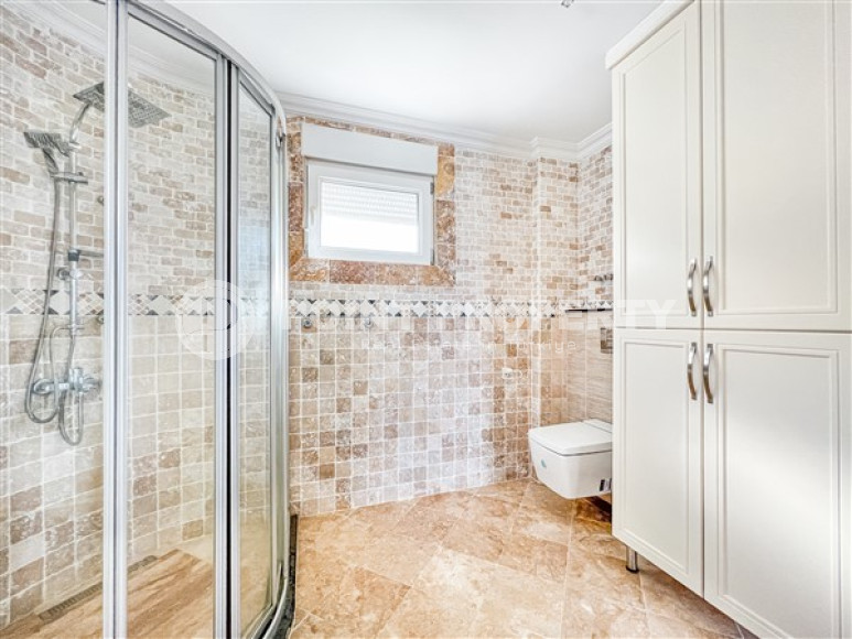 Элегантная вилла 3+1 с большим балконом и собственным участком 400 м², Каргыджак, Аланья-id-3142-фото-15